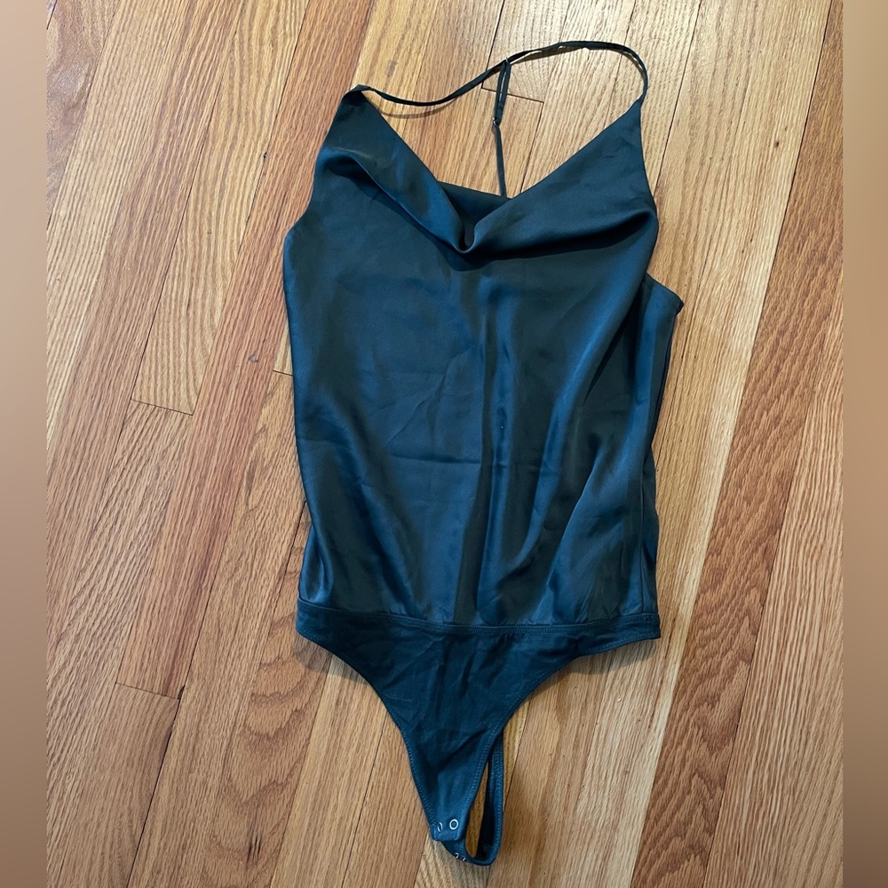 Abercrombie & Fitch green cowl neck silk body suit